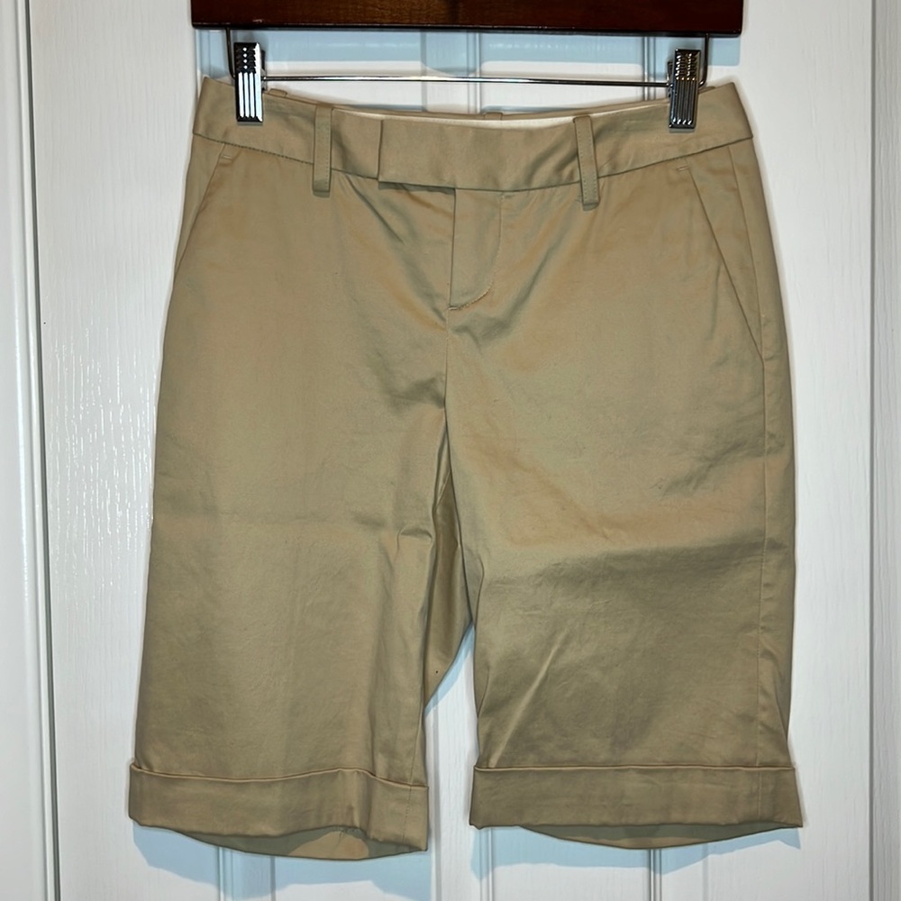 Banana Republic Martin fit shorts